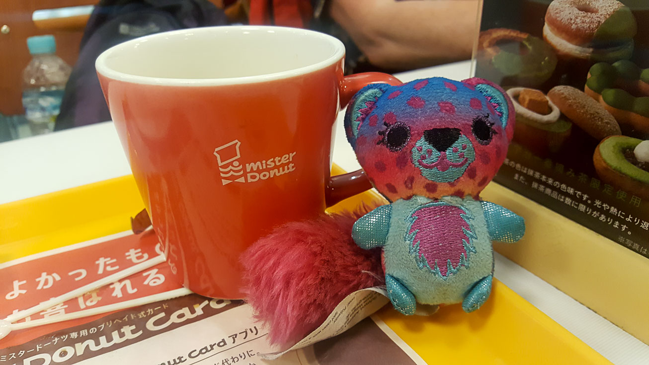 Pochi at Mr Donut Pochi at Mr Donut